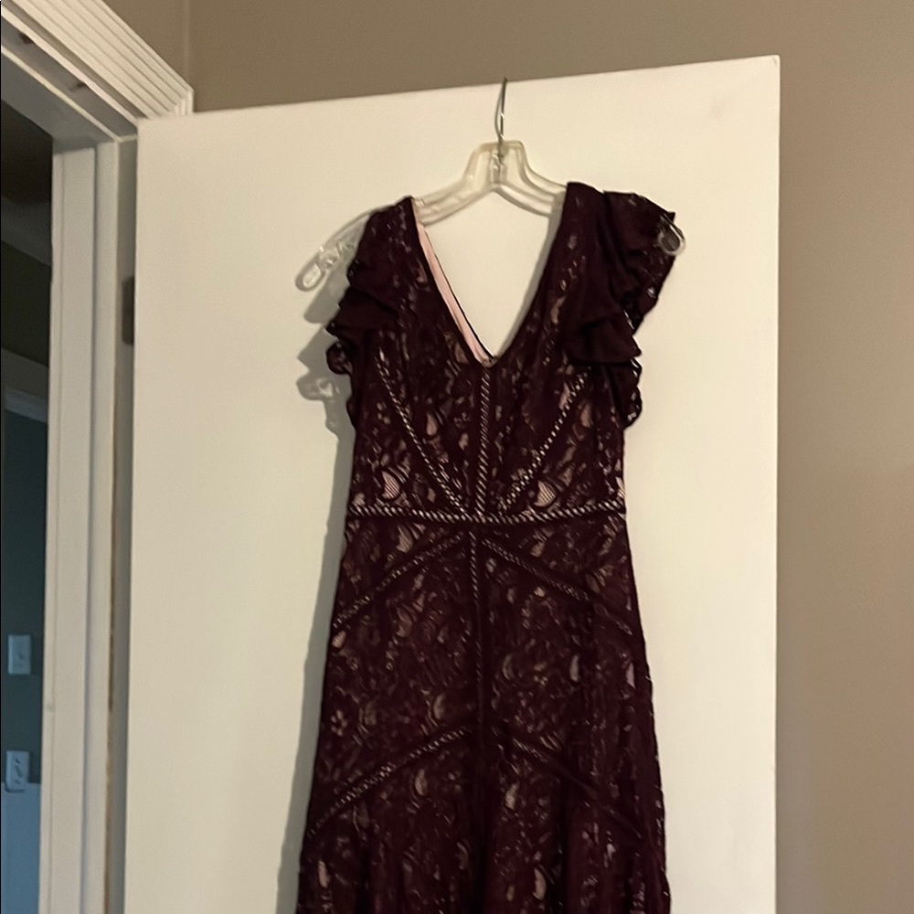 Elegant Lace Dress in Deep Purple